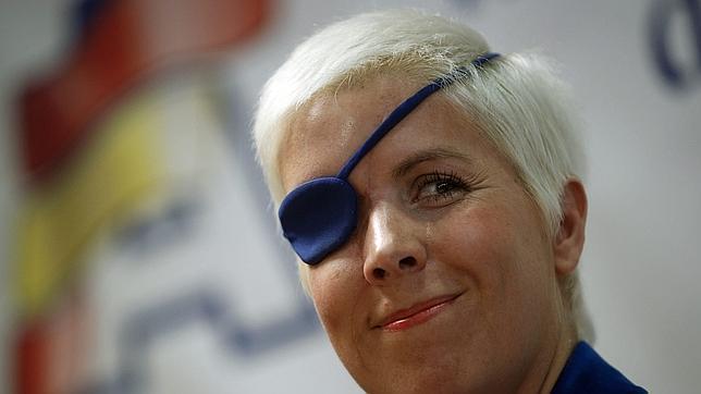 La familia de María de Villota cuestiona el informe del accidente