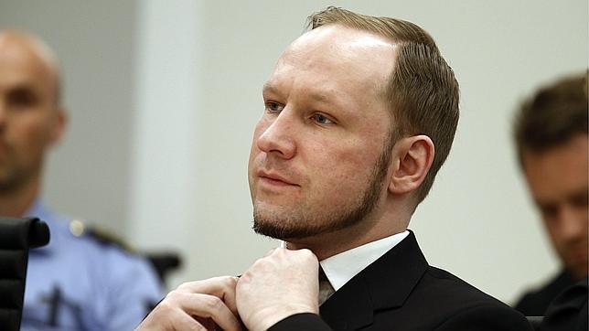 Breivik denuncia a Noruega por violar sus Derechos Humanos