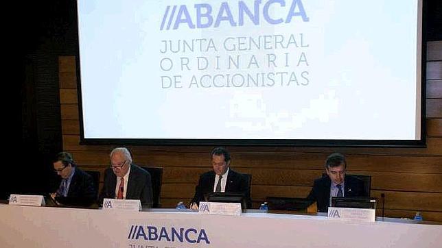 Abanca destina los 1.157 millones de beneficios a fondos propios