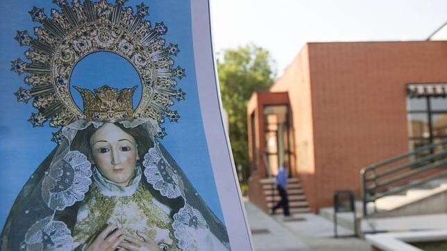 La imagen de la virgen de un centro de mayores de Aravaca