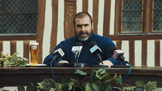 Cantona amenaza con cruzar a nado el Canal de la Mancha