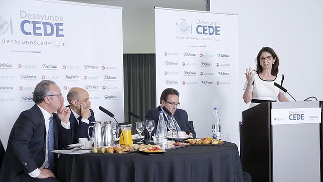 Inmaculada García insiste en la necesidad de innovar para tener éxito empresarial