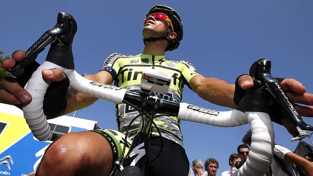 Contador antes de iniciar una sesión de entrenamiento en Utrecht