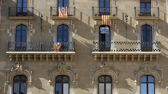 El «no» a la independencia de Cataluña crece y gana por siete puntos al «sí»