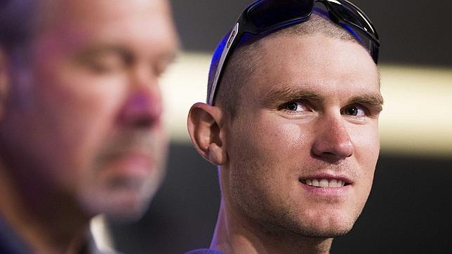 Van Garderen en una rueda de prensa en vísperas del inicio del Tour en Utrecht