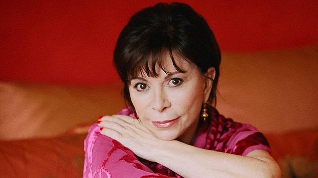 Isabel Allende tuvo que huir por las amenazas recibidas