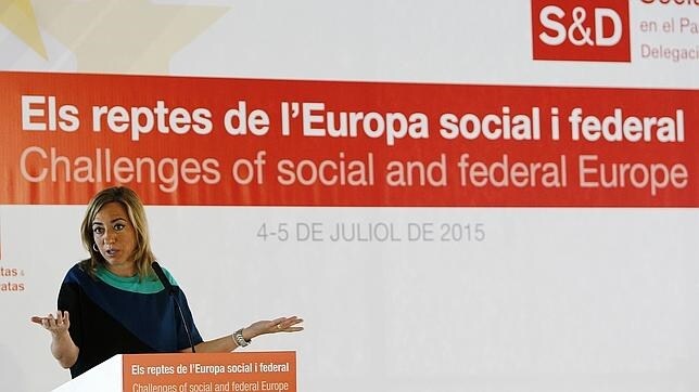La exministra de Defensa Carme Chacón, del PSC, defiende una España «plurinacional»