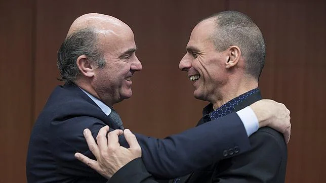 De Guindos: «El Gobierno español está abierto a las negociaciones con Grecia»