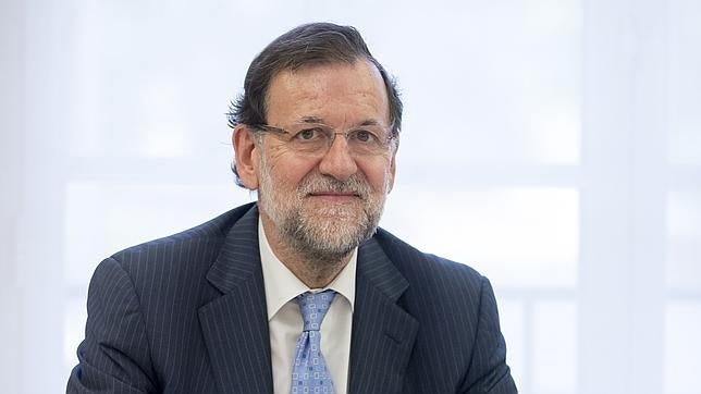 Rajoy asegura que habría rebajado el IRPF «aunque no hubiera elecciones»