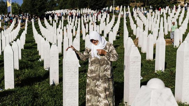 Srebrenica rinde homenaje este sábado a sus víctimas