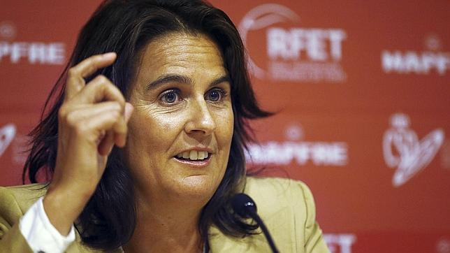 Once mujeres que mandan en vestuarios masculinos