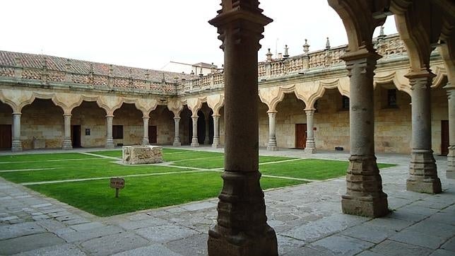 Claustro de las Escuelas Menores. Universidad de Salamanca