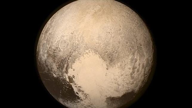 Imagen de Plutón tomada por la nave espacial estadounidense «New Horizons»