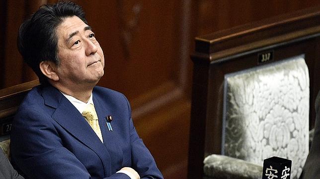 Japón aprueba la polémica reforma que permite al Ejército actuar fuera del país