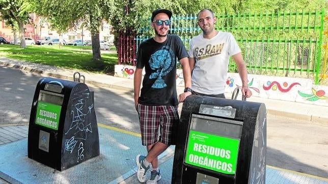 Así encontré al bebé en la basura: «Ha sido terrible y me eché a llorar»