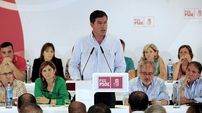 José Ramón Gómez Besteiro se dirige a los miembros del Comité Nacional del PSdeG-PSOE