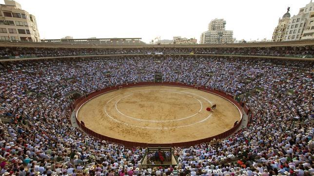 La Diputación reduce la entrega de entradas a ferias taurinas a las que «corresponden por protocolo»