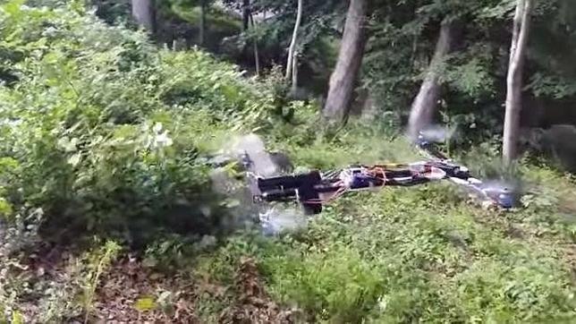 Un drone con pistola semiautomática creado por un menor de EE.UU. incendia YouTube