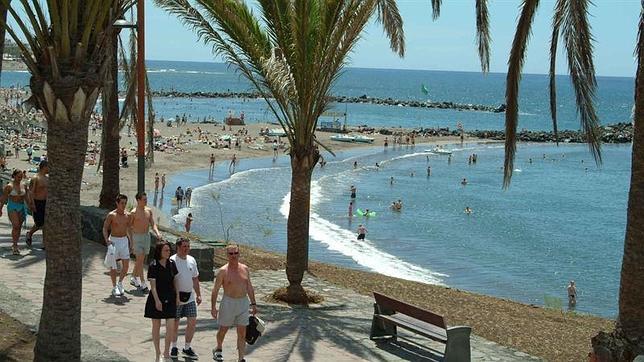Panorámica de Playa de las Américas, en el sur de Tenerife, y en concreto de la zona de playa de Troya
