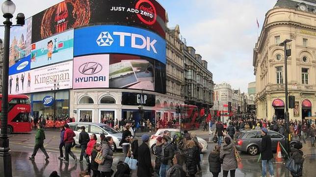 Panorámica de la plaza de Picadilly Circus