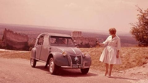 Uno de los primeros modelos del Citroën 2CV