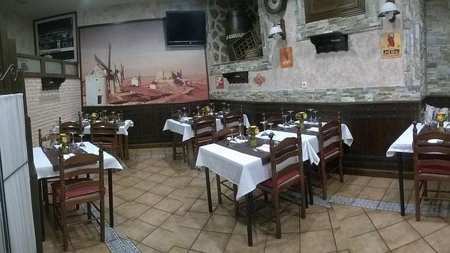 La Bodeguita se encuentra en Consuegra, localidad conocida por sus preciosos molinos de viento