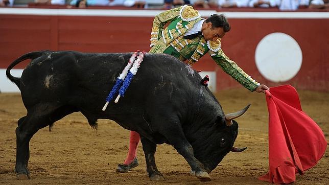 El Cid toreó de maravilla... pero mató mal en Mont de Marsan