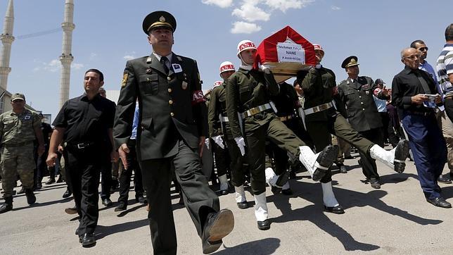Funeral el viernes de un militar turco muerto en un ataque del Estado Islámico