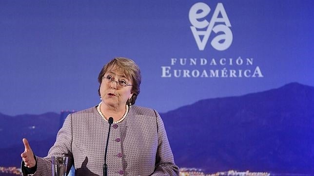 Michelle Bachelet insta a los exmilitares a revelar crímenes de la dictadura de Pinochet