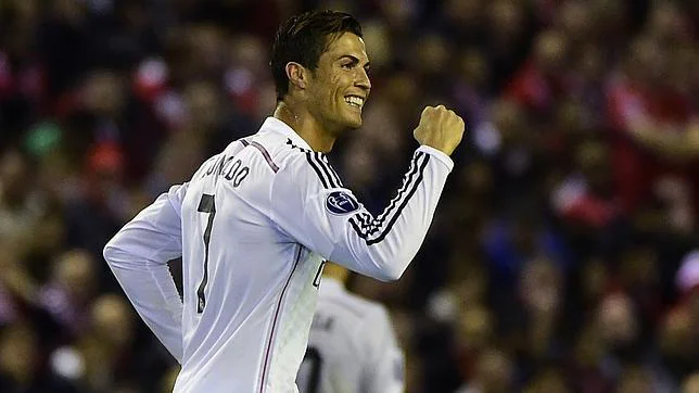 Cristiano Ronaldo, celebra su gol ante el Liverpool