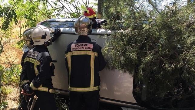 Muere un hombre de 42 años tras chocar contra un árbol en Getafe