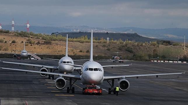 Los billetes de avión cuestan un 13% menos que en 2013