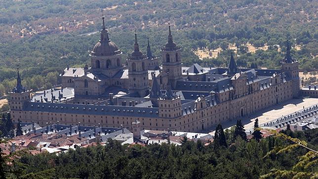 El Escorial era un punto obligado de cuarentena para viajeros que llegaban por Navacerrada