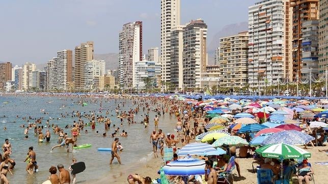 Benidorm, una ciudad en reinvención constante desde 1951