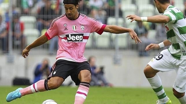 Khedira se lesiona con la Juve