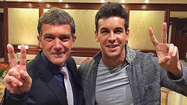 Chile está de fiesta con la visita de Antonio Banderas y Mario Casas