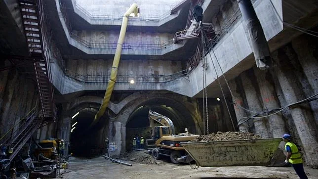 Imagen tomada en 2011 de las obras tomadas en el túnel del AVE que conecta Atocha con Chamartín