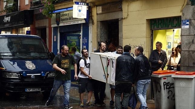 Las tretas ilegales de los okupas de Madrid