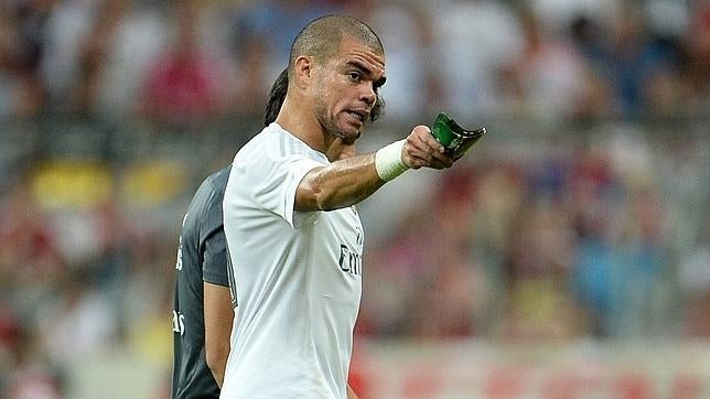 Pepe, lesionado antes del minuto 15