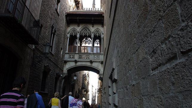 La calle del Bisbe, situada en el antiguo barrio judío de Barcelona