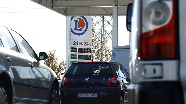 El precio de la gasolina desciende de nuevo