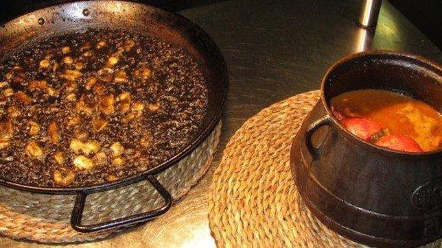 Arroz negro y caldero de bogavante, especialidades de Zal Gorda