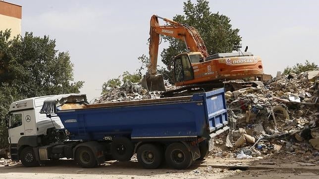 El Ayuntamiento asumirá seis meses de alquiler para los afectados por el derrumbe