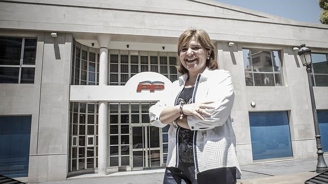 Isabel Bonig: «El PP ha aprendido que no debe amparar la corrupción sino ser contundente»