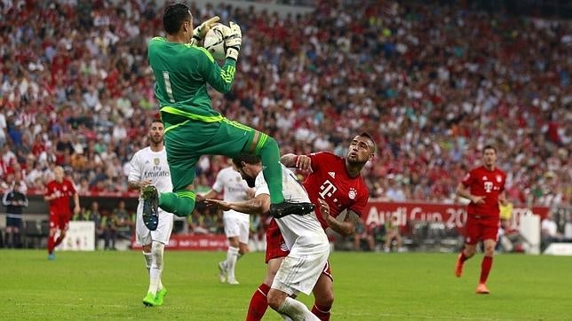 La portería mejora con Keylor Navas y Kiko Casilla