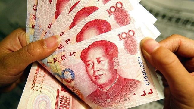 La devaluación del yuan chino amenaza con una guerra de divisas