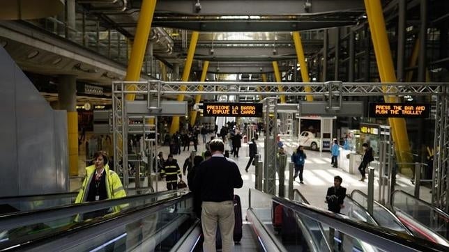 Más de 3,6 millones de pasajeros pasarán por los aeropuertos españoles este fin de semana