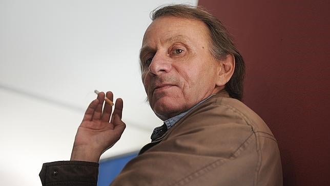 Houellebecq y «Le Monde», enfrentados a causa de una serie sobre su vida