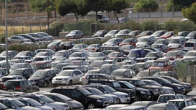 Cómo alquilar un coche para estas vacaciones y no sentirse estafado