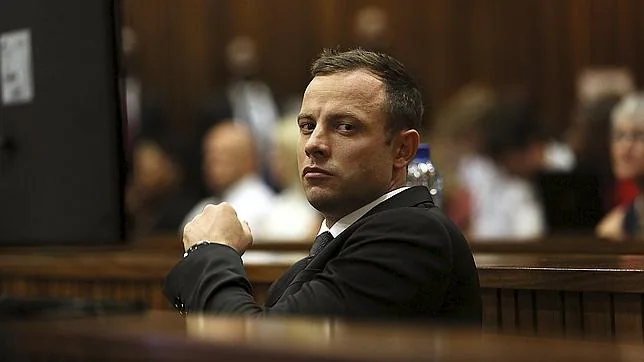 Aplazan la libertad condicional de Oscar Pistorius hasta que revisen su caso